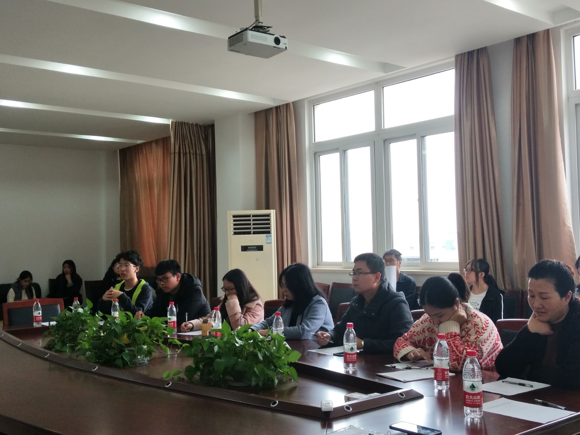 “喜迎建校六十周年朗诵比赛”圆满结束